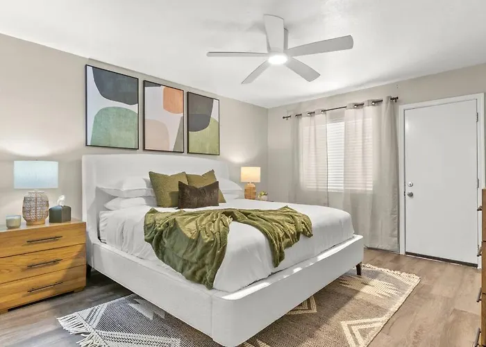 Haven - 4br - Sleeps 10- Fire Pit - Golf- Yard Games * Phoenix